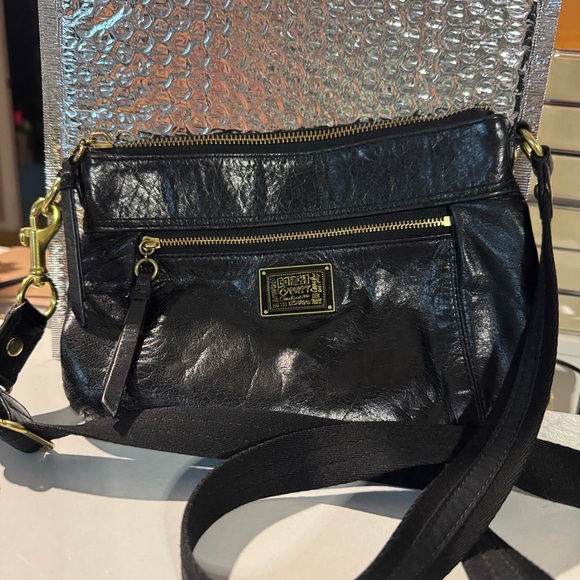Coach Black Crossbody Bag with Gold Accents poppy - Picture 1 of 6